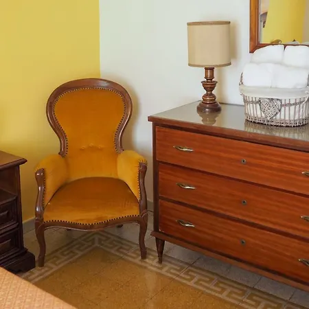 Tra Monti E Mare * Ла-Спеція