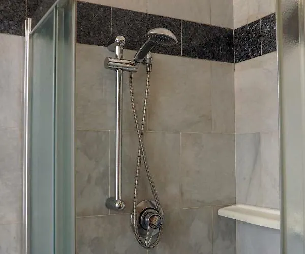 Tra Monti E Mare Apartment *